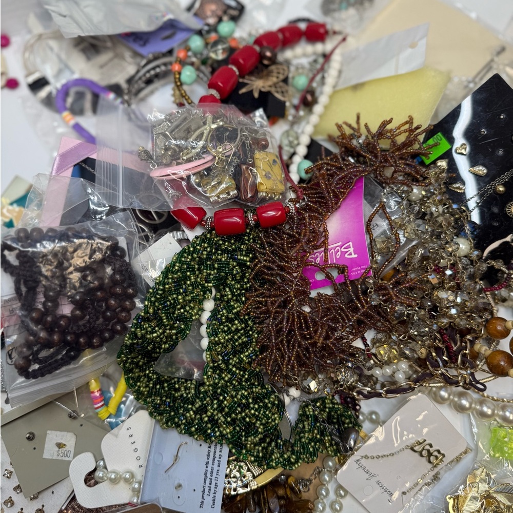 Reserved listing 5 lb jewelry lot - Picture 2 of 3